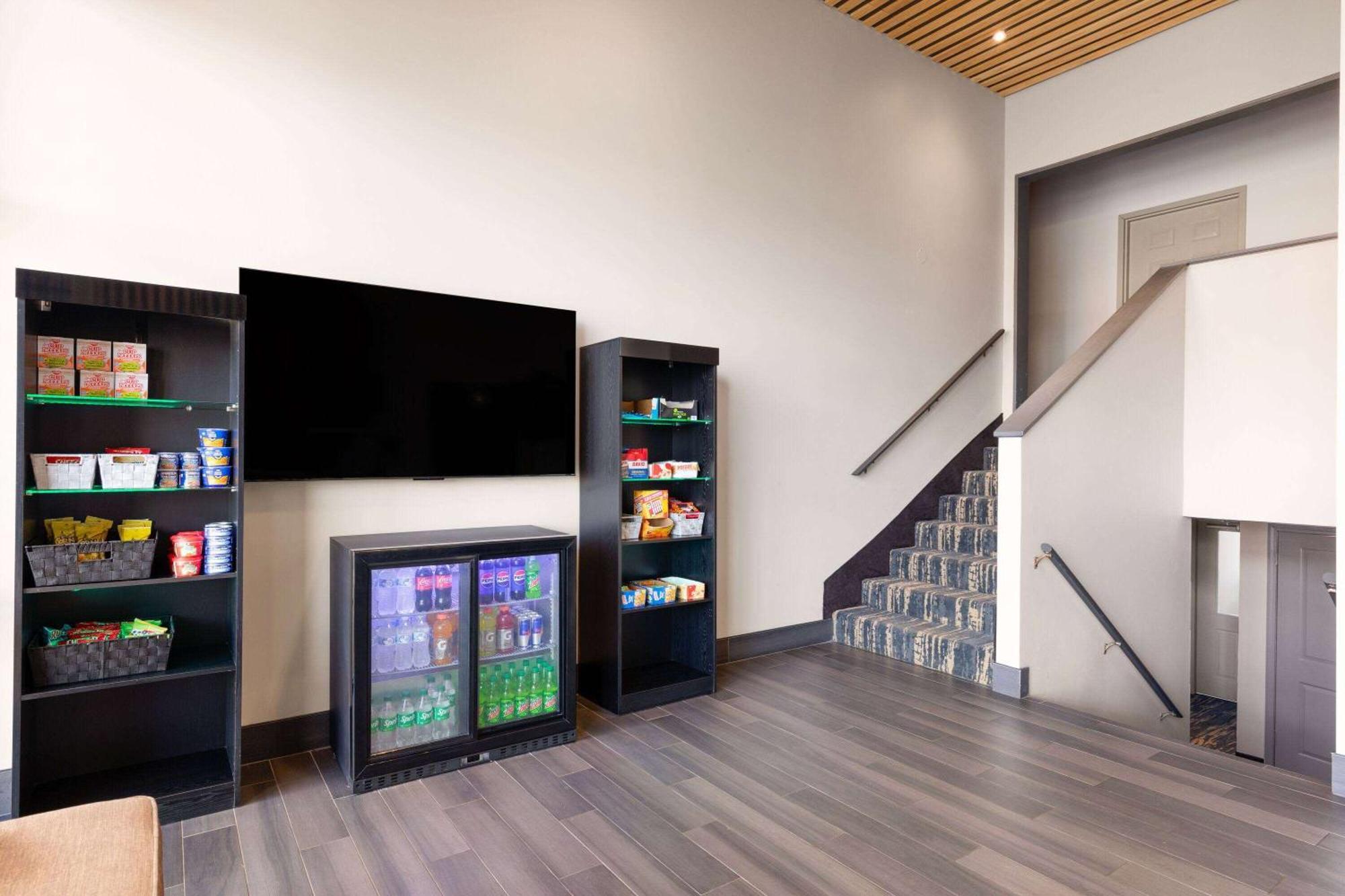 Ramada By Wyndham Studio Suites Dothan Exterior foto